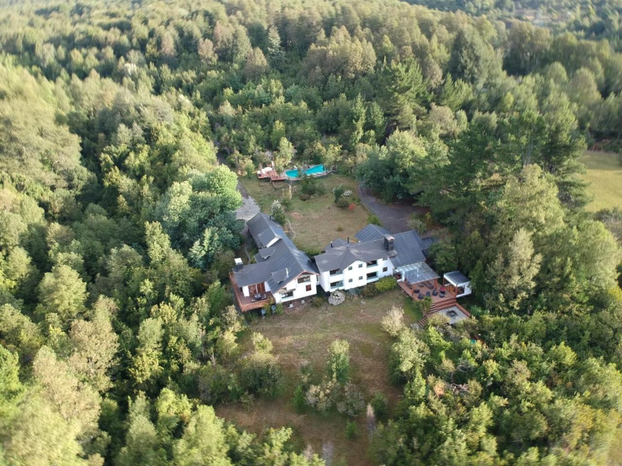 Bambu Lodge Pucon Exterior photo